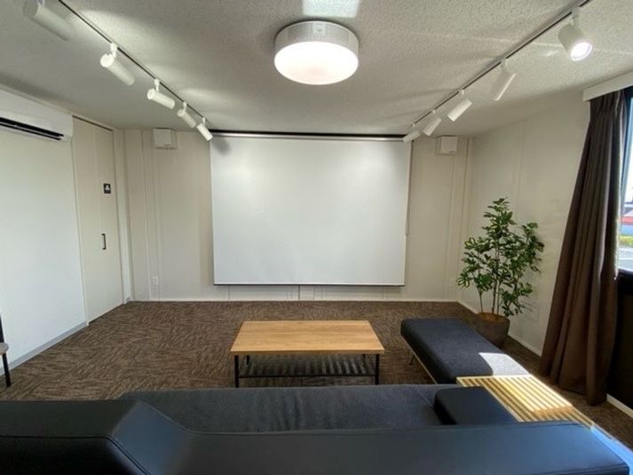 Living1 - U-SPACE　佐賀店