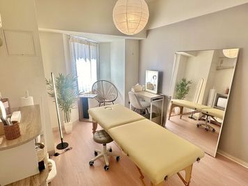 ✨五反田駅徒歩3分✨ 全身鏡あり｜施術・姿勢チェックにも便利な完全個室サロン - Rental Salon Pronoun 五反田店