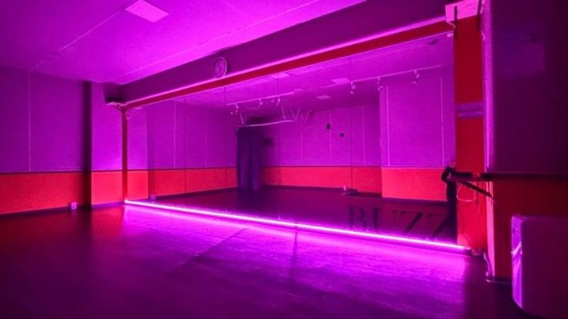 Bst - 福岡博多 レンタルスタジオ　STUDIO BUZZ