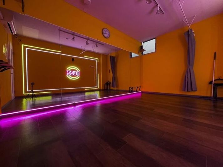 2st - 福岡 天神 レンタルスタジオ　STUDIO BUZZ 