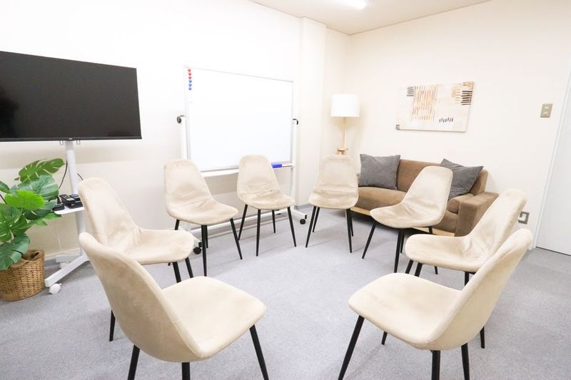 《COCO会議室難波駅前店B》 - 〈COCO会議室★なんば駅前店〉