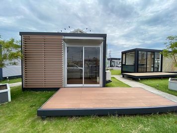 お部屋の外観はこちらです！※始めに別棟の受付までお越しください
 - U-SPACE土浦店 Work1の外観の写真