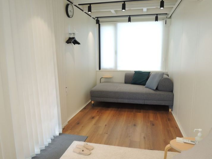 Living1 - 福岡半道橋店