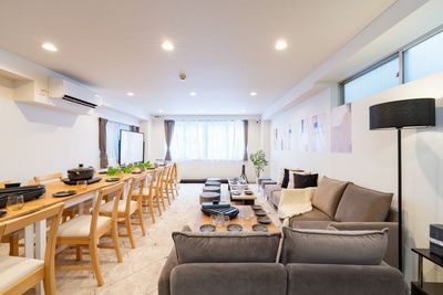 忘年会・新年会・同窓会・歓送迎会💜
宅飲・女子会・ママ友会 - YOYO池袋 YOYO池袋[]池袋駅２分・女子会・イベントの室内の写真