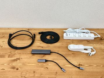 フィルスペ 《新大阪ワークラウンジ》 【1〜4名】フィルスペ《新大阪ラウンジ》落ち着きインテリア個室の設備の写真