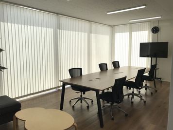 福岡半道橋店 Meeting2の室内の写真