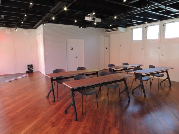 Community - 福岡半道橋店