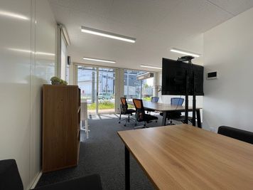 U-SPACE 草加店 Meetingの室内の写真