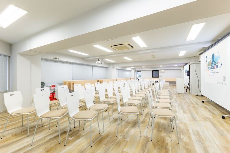 新宿100人パーティールームFOREST｜新宿御苑前から徒歩1分 - 新宿100人会議室FOREST｜新宿御苑前から徒歩1分