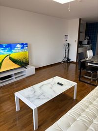 大きな白い壁があるので動画配信や記念撮影に最適です👌 - shiro町田 町田駅で人気なレンタルスペース【shiro町田】の室内の写真