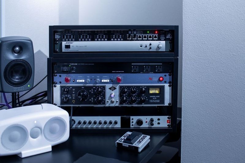 マスタリング、 レコーディングスタジオ - プールビル３階