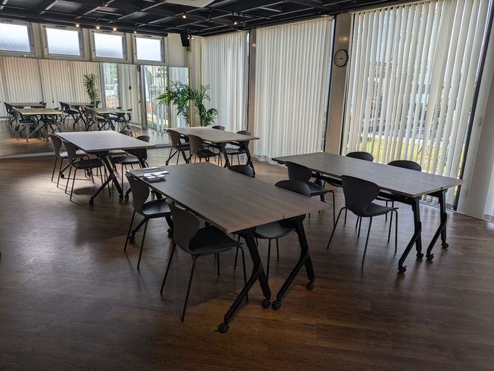 Community - U-SPACE 松山店