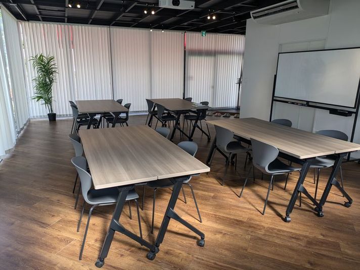 Community - U-SPACE 松山店