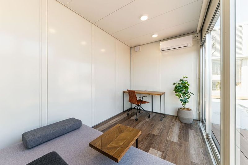 Living - U-SPACE　春日部西金野井店