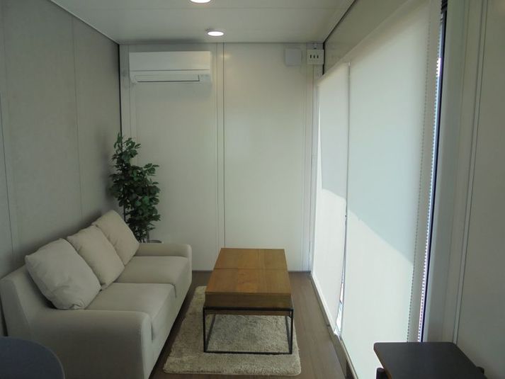 Work2 - U-SPACE　山口店