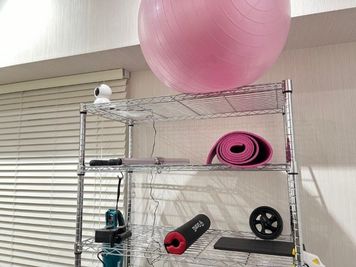 バランスボール、ヨガマット - MIYAZAKI GYM 飯田橋・九段下店 MIYAZAKI GYM 飯田橋店の室内の写真