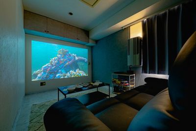 スペモ🏠映画館🍿新宿三丁目2分🚶プロジェクター📽ゲーム推し活🆗デート👫撮影📷女子会🎁584_ihana新宿4th - 584_ihana新宿4th