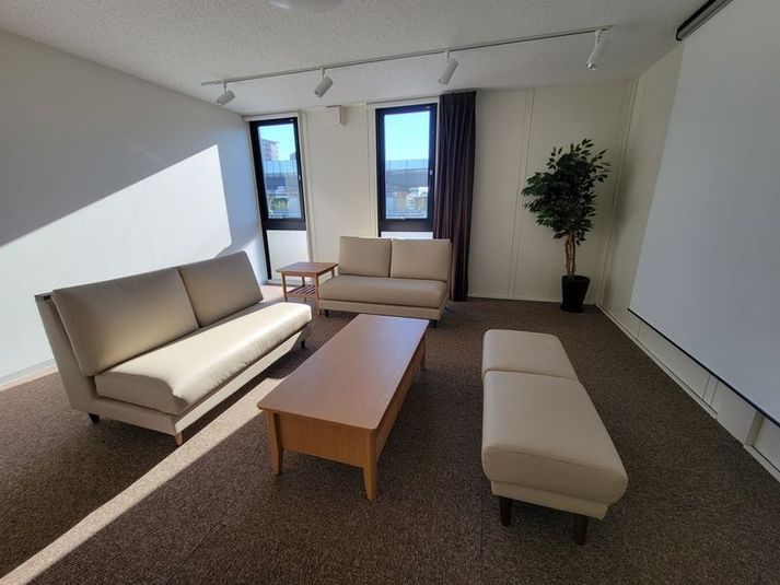 Living2 - U-SPACE　東大阪店