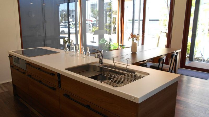 Living2 - U-SPACE川崎店