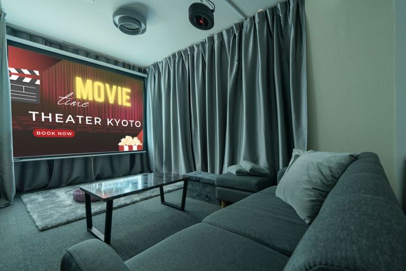 駅近10秒完全個室プライベートシアタールーム🎬個室映画館 - 【シアタールーム京都】完全個室映画館