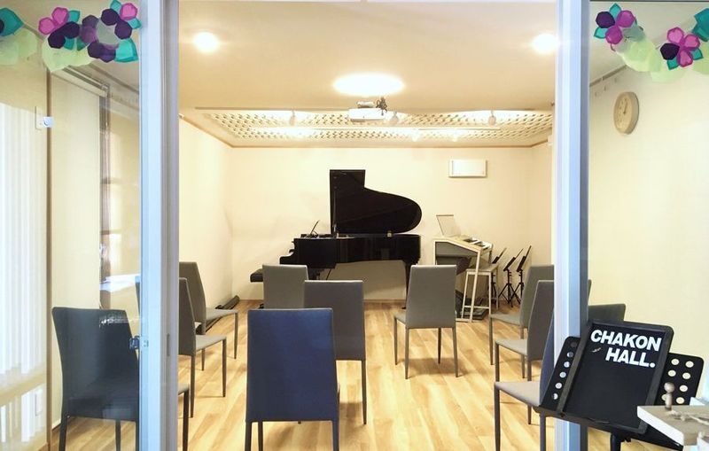 防音仕様の個室×癒し空間レンタルスペース：ホール＋ピアノ付プラン - シモガシハウス
