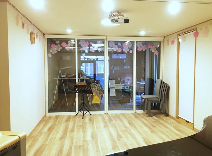 防音仕様の個室×癒し空間レンタルスペース：ホール＋ピアノ付プラン - シモガシハウス