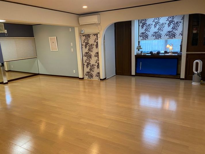 高崎駅東口から徒歩8分！大小3面鏡張りのヨガスタジオ。 - 高崎駅東口から徒歩8分！大小3面鏡張りのヨガスタジオ。