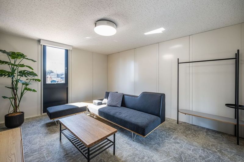 Living2 - U-SPACE　 横浜南店