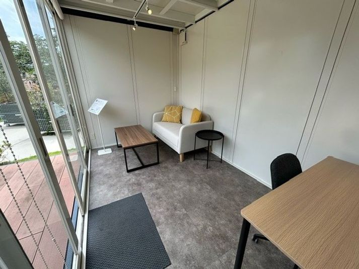 Work - U-SPACE　広島店