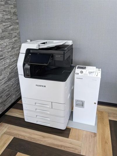 【静岡IC目の前　駐車場無料】1名個室スペース※天井空きあり - コワーキング＆シェアオフィスCocoDe