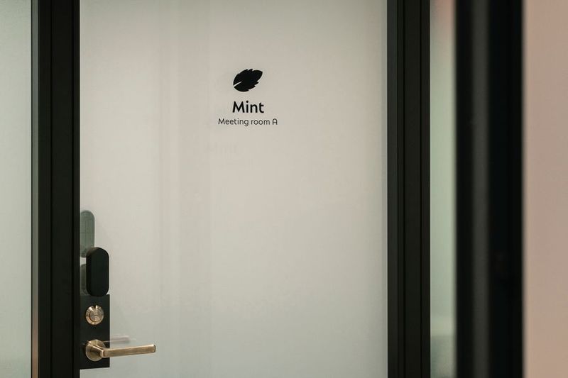 貸し会議室【RoomA - 13㎡】  - chilink WORKSITE MINATOMIRAI