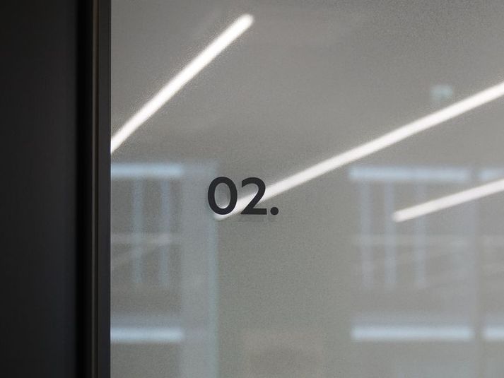 貸し会議室【Room2 - 3人部屋】 - chilink WORKSITE MINATOMIRAI