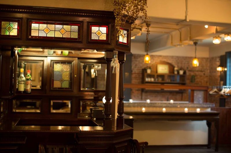 レトロな雰囲気重視15名～40名様向けレンタルスペース - パビリオンコート　セラー