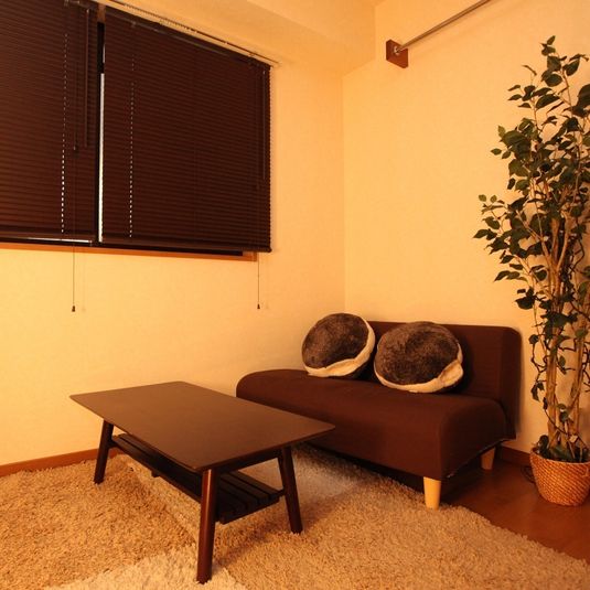 完全個室プライベートサロン#07【施術ベッド4台までOK！】 - LaQoo南森町プライベートサロン