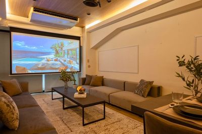 Chill Inn 池袋 Chill Inn 池袋【池袋駅から徒歩4分】着席25名の室内の写真