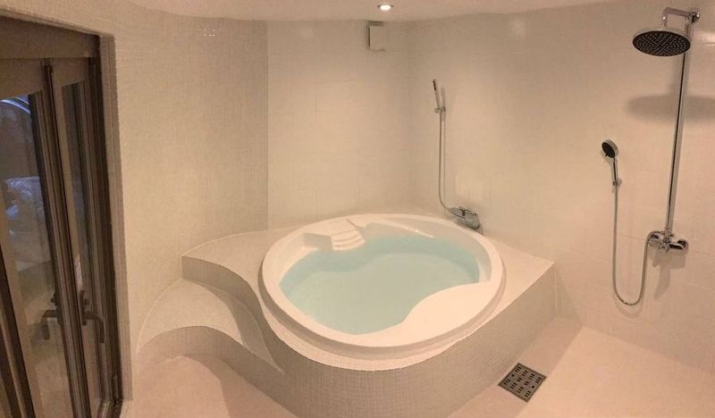 グローサスタジオ - グローサスタジオ