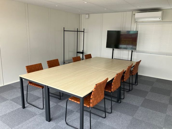 Meeting - U-SPACE　 佐久北インター店