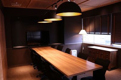 ホワイトボード・プロジェクターの貸し出しも - BasisPoint 神保町店  【1～10名会議室RoomA】神保町エリアの室内の写真