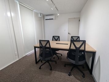 U-SPACE　倉敷連島店 Meeting2の室内の写真