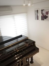 OKピアノ練習室 【定期利用】ピアノ常設部屋をお貸出し中。事務所、テレワークに最適の室内の写真