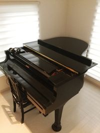 OKピアノ練習室 グランドピアノ練習室の設備の写真