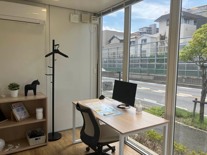 Work - U-SPACE 枚方店