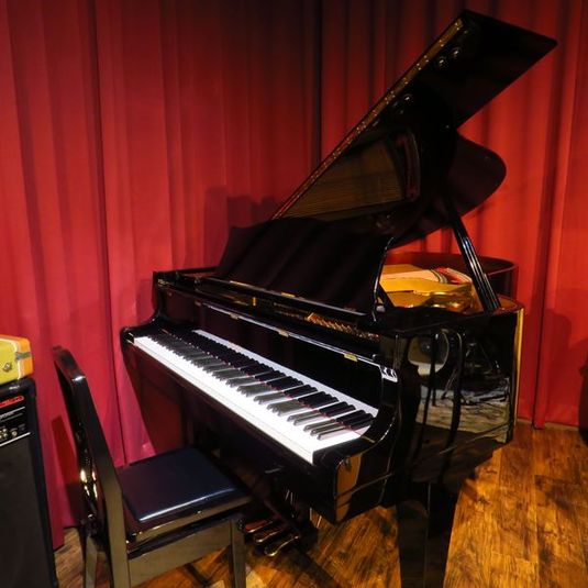 【千葉・西千葉】APOLLO 音楽イベント&カラオケスペース - 【西千葉】APOLLO  LIVE & EVENT SPACE