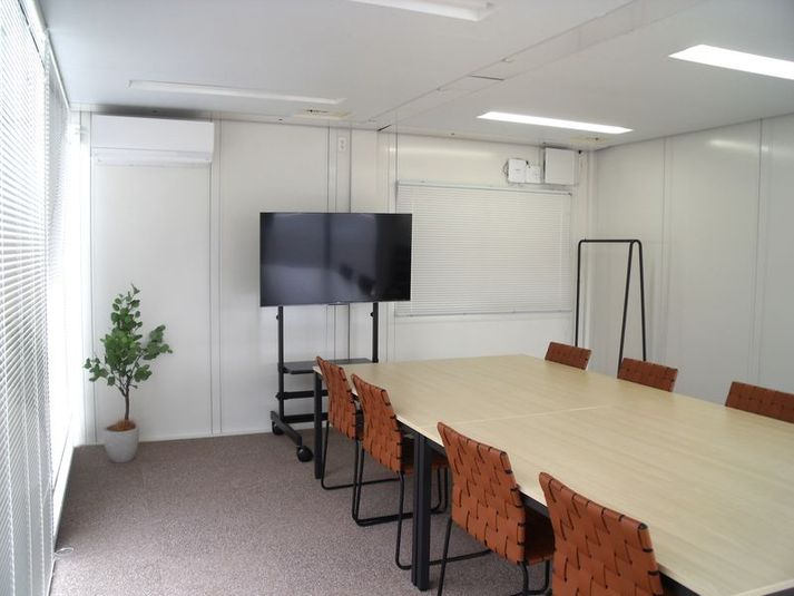 Meeting - U-SPACE　花園インター店