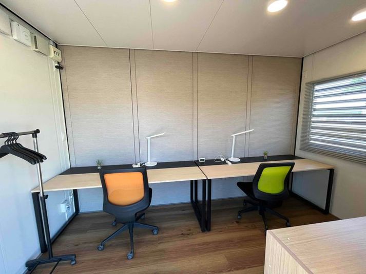 Work1 - U-SPACE 豊橋東店