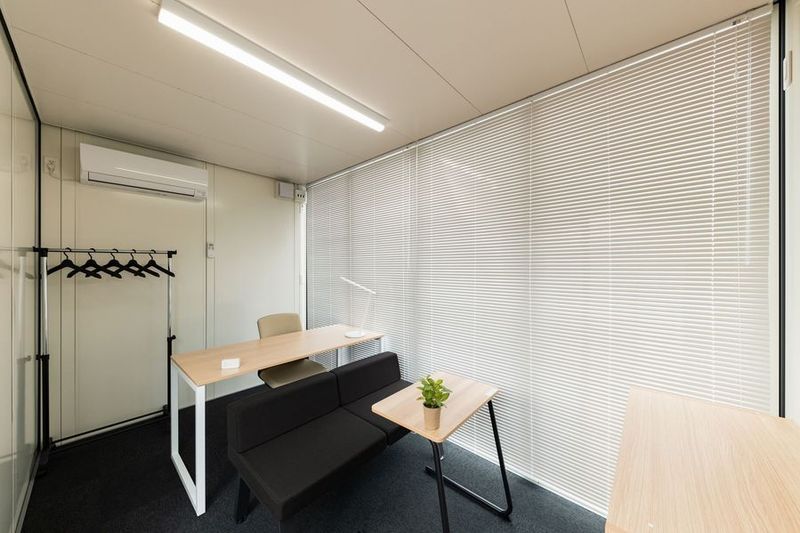 Work2 - U-SPACE 豊橋東店