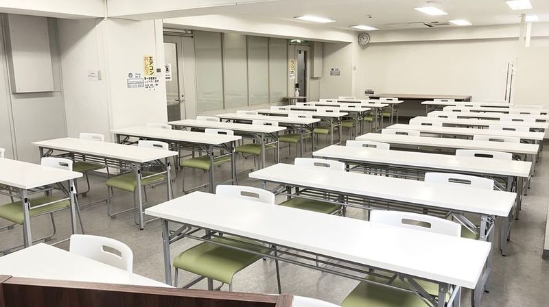 第一会議室【3名掛け最大60席】 - 高崎白銀ビル貸し会議室