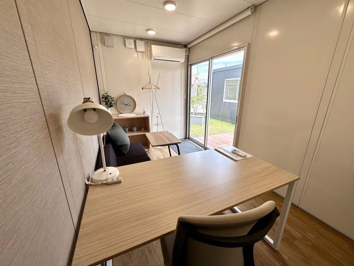 Work - U-SPACE　相生店