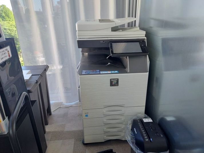 西新宿エリアオープンスペース - BasisPoint 西新宿店