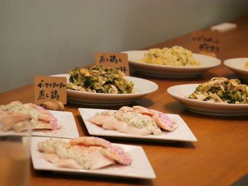 Cafe＆Barととのう cafe＆barととのうの室内の写真
